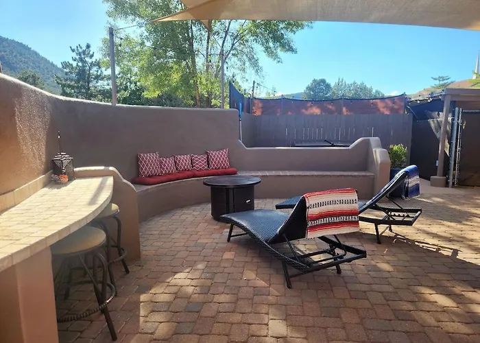 Robins Red Rock Getaway B Holiday home